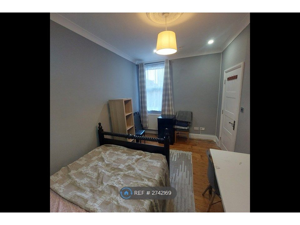 Property photo 1 of 10 Bedroom View