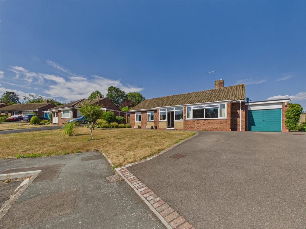 Property photo 1 of 32 Cam03972G0-Pr0451-Still018.Jpg