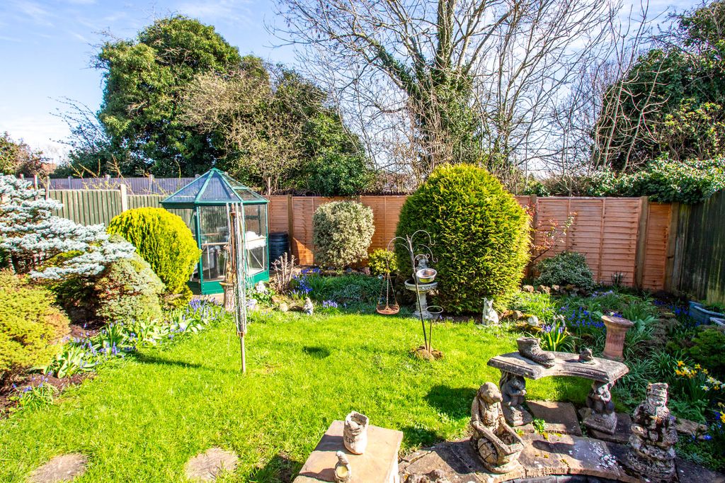 Property photo 2 of 11 Rear Garden