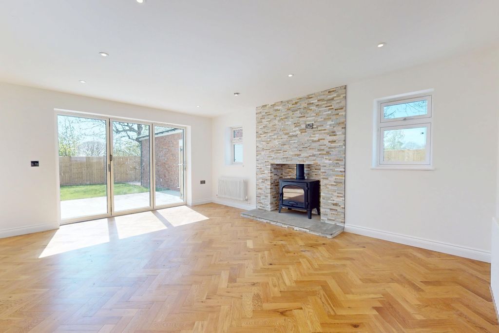 Property photo 3 of 39 5076482