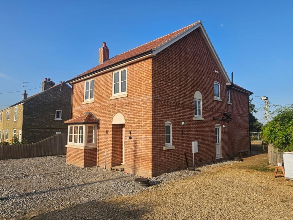 Property photo 1 of 20