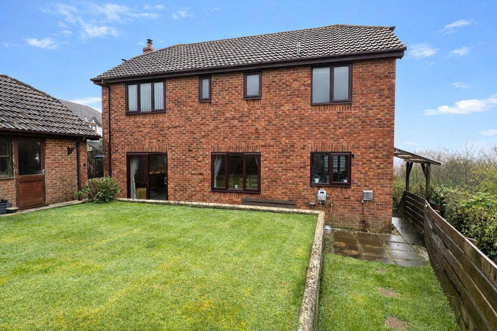 Property photo 2 of 15 2 - Picture No. 15
