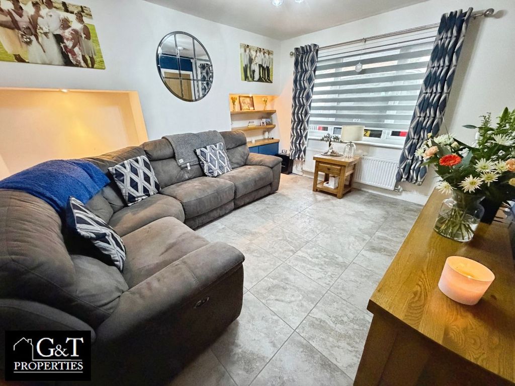 Property photo 3 of 19 Reception Room