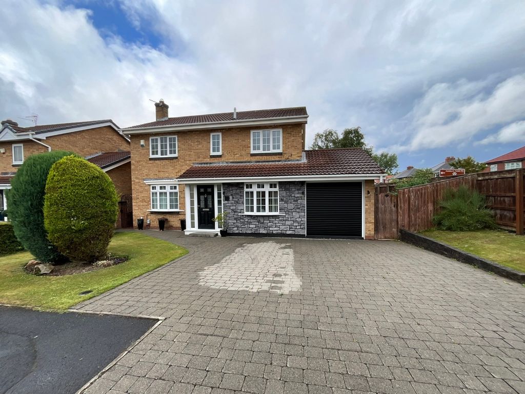 Property photo 1 of 34 4220312