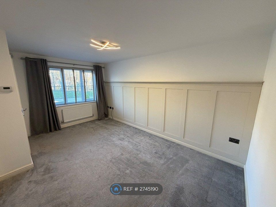 Property photo 3 of 5