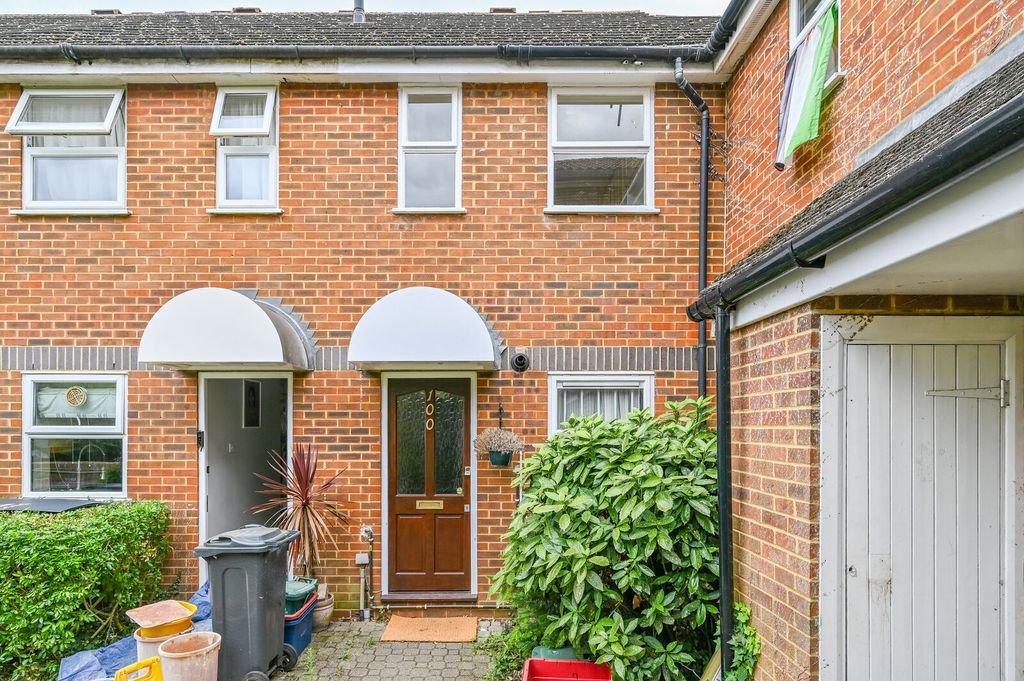 Property photo 1 of 11