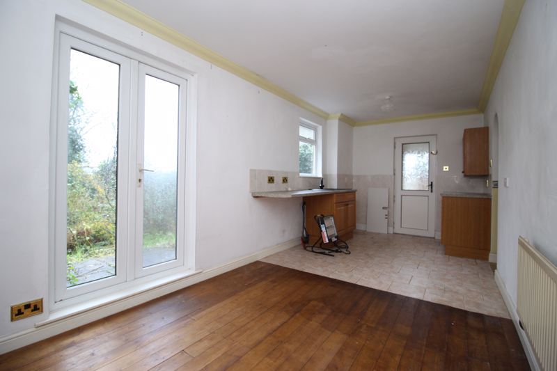 Property photo 2 of 11 Kitchen/Diner