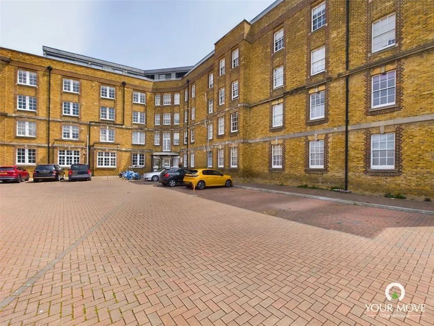 Property photo 1 of 19