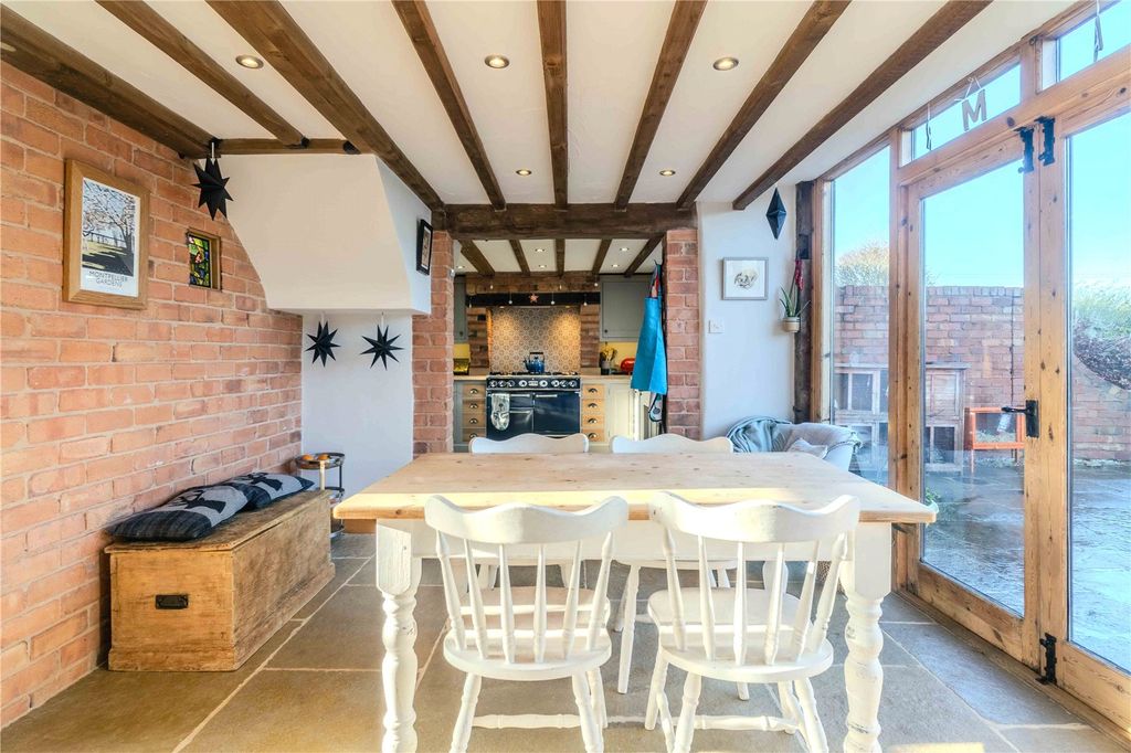 Property photo 3 of 26 Picture No. 03