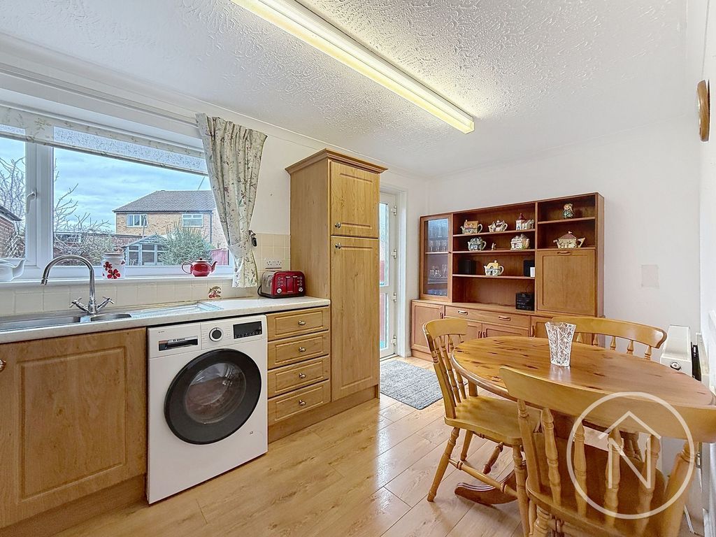 Property photo 3 of 13