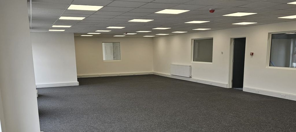 Property photo 3 of 3