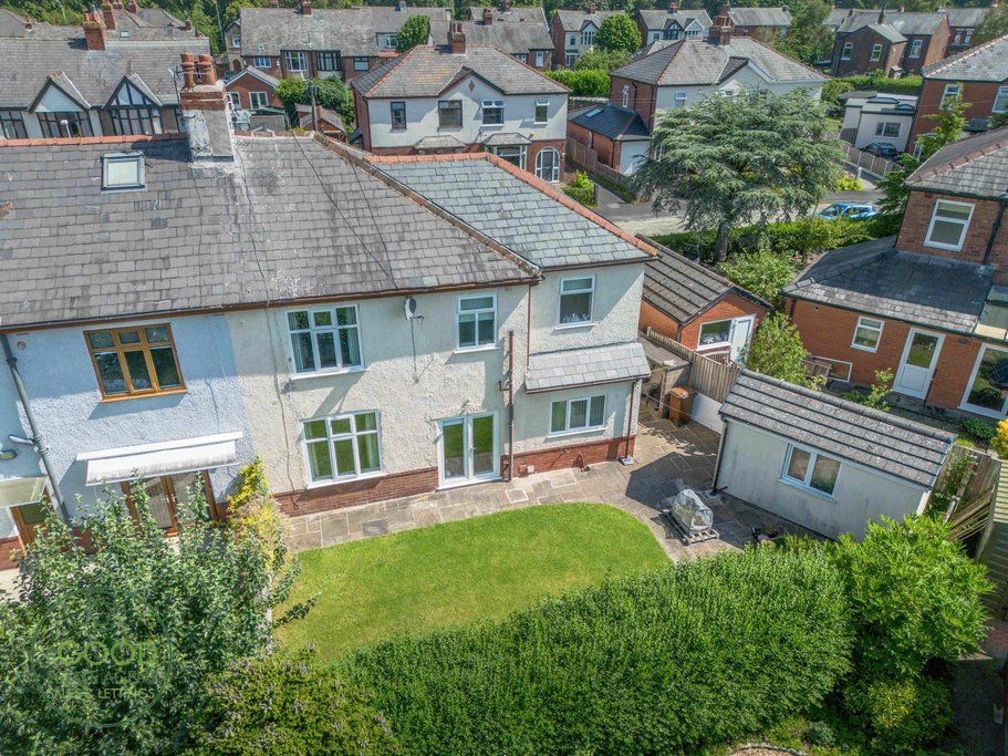 Property photo 2 of 27