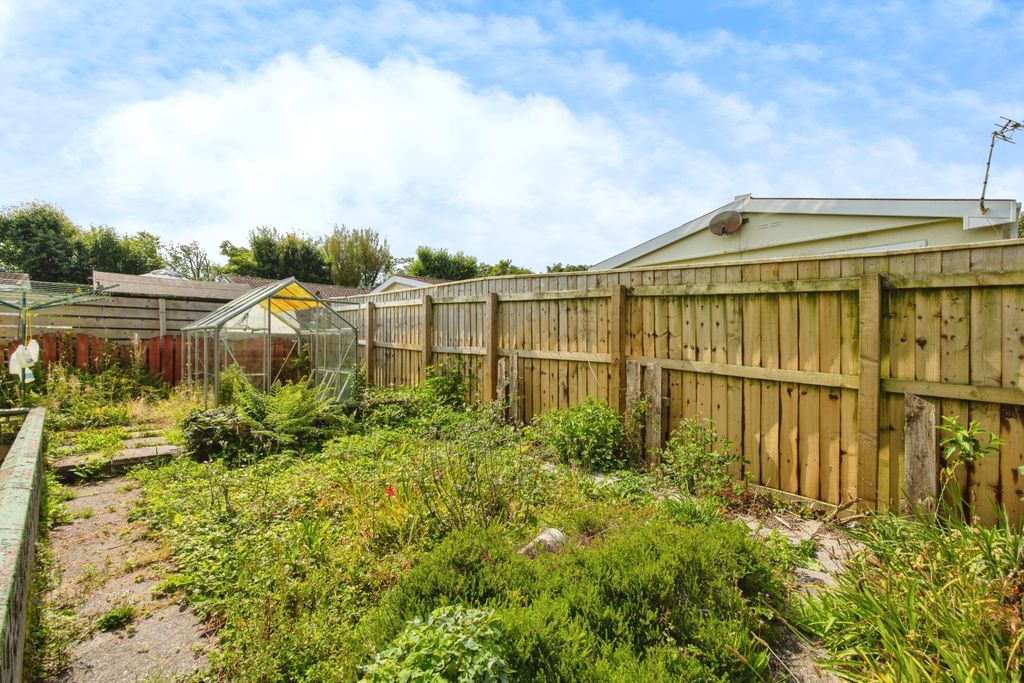 Property photo 2 of 17 Photography