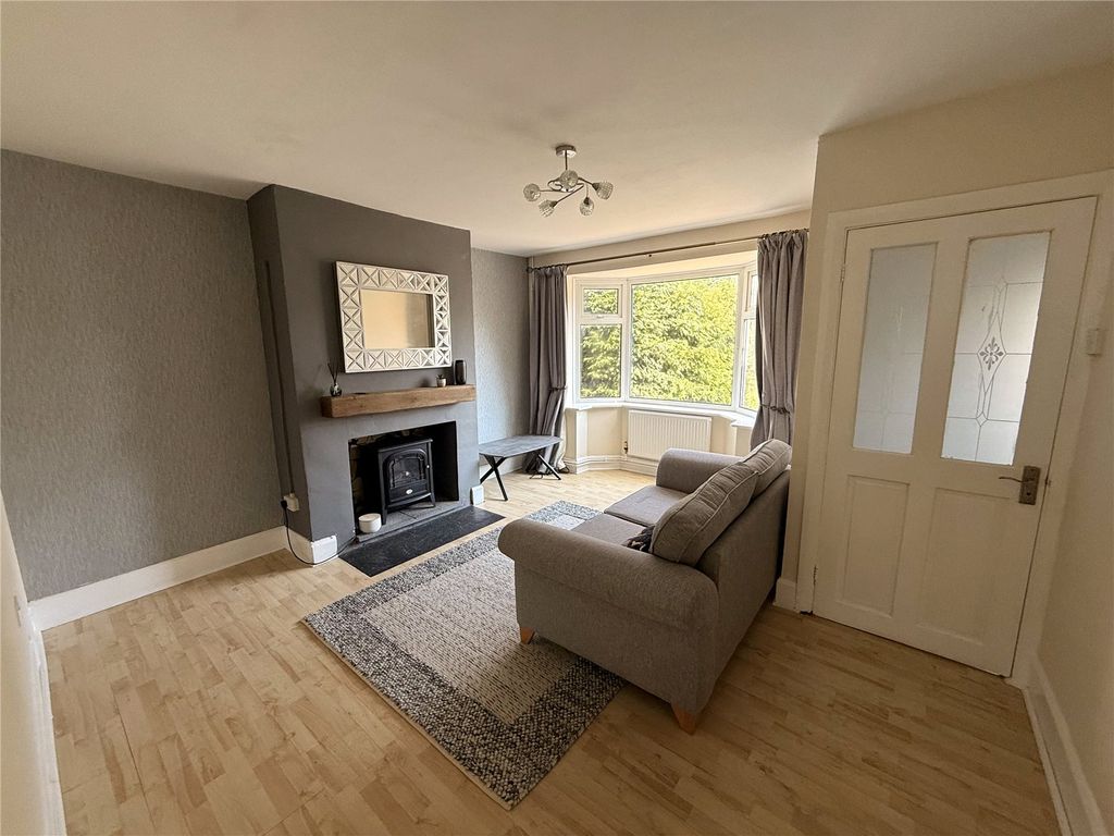 Property photo 3 of 27 Picture No. 33