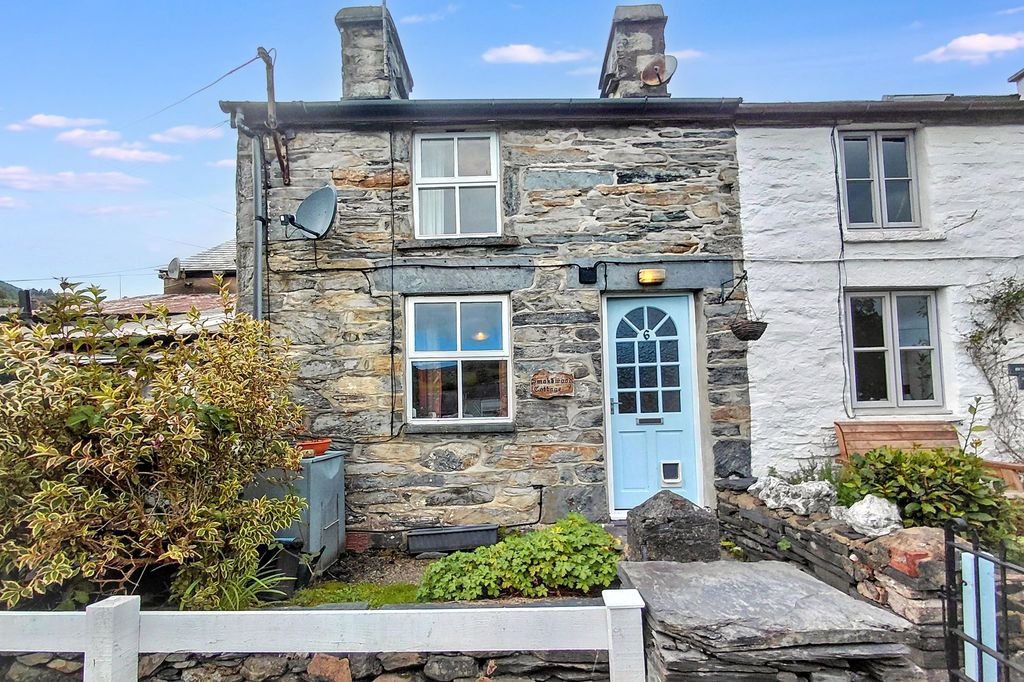 Property photo 1 of 12 6 Cwm Road, Penmachno, Betws-Y-Coed, Ll24 0Un
