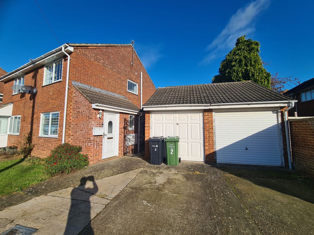 Property photo 1 of 12 Front