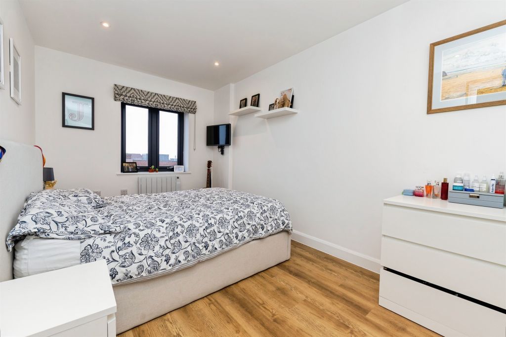 Additional image 12 of 2 bed flat for saleLeys Avenue, Letchworth Garden City SG6
