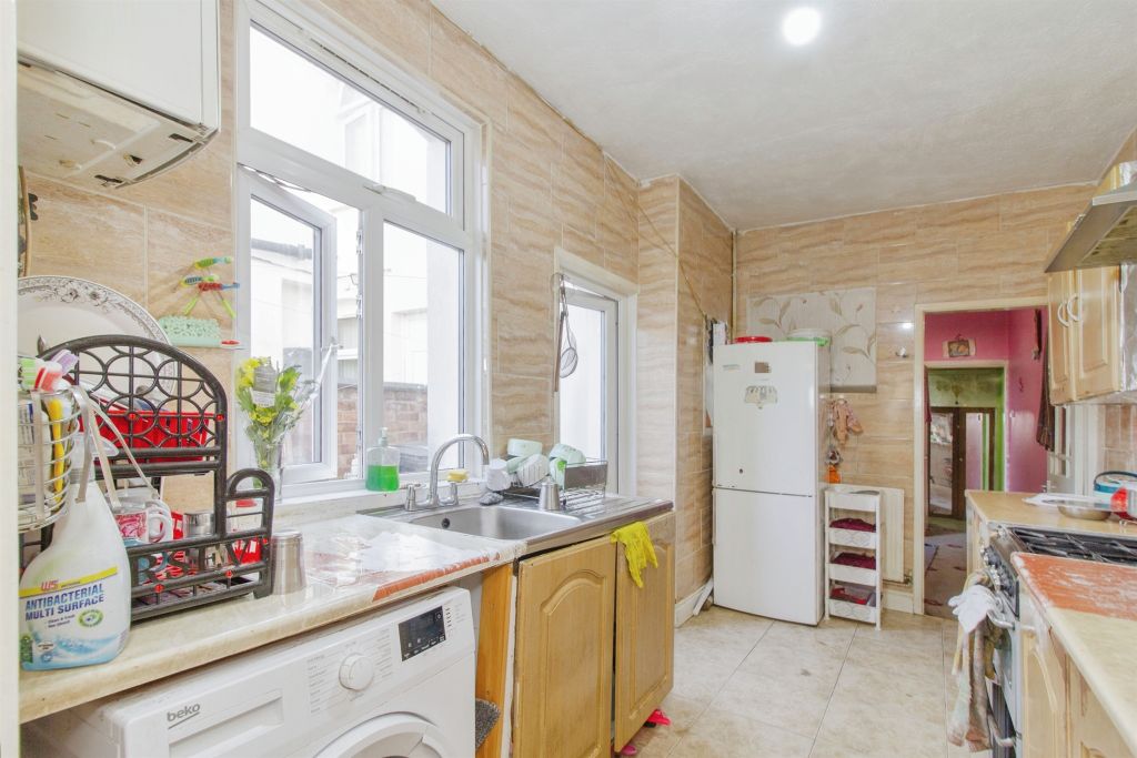 Property photo 3 of 17