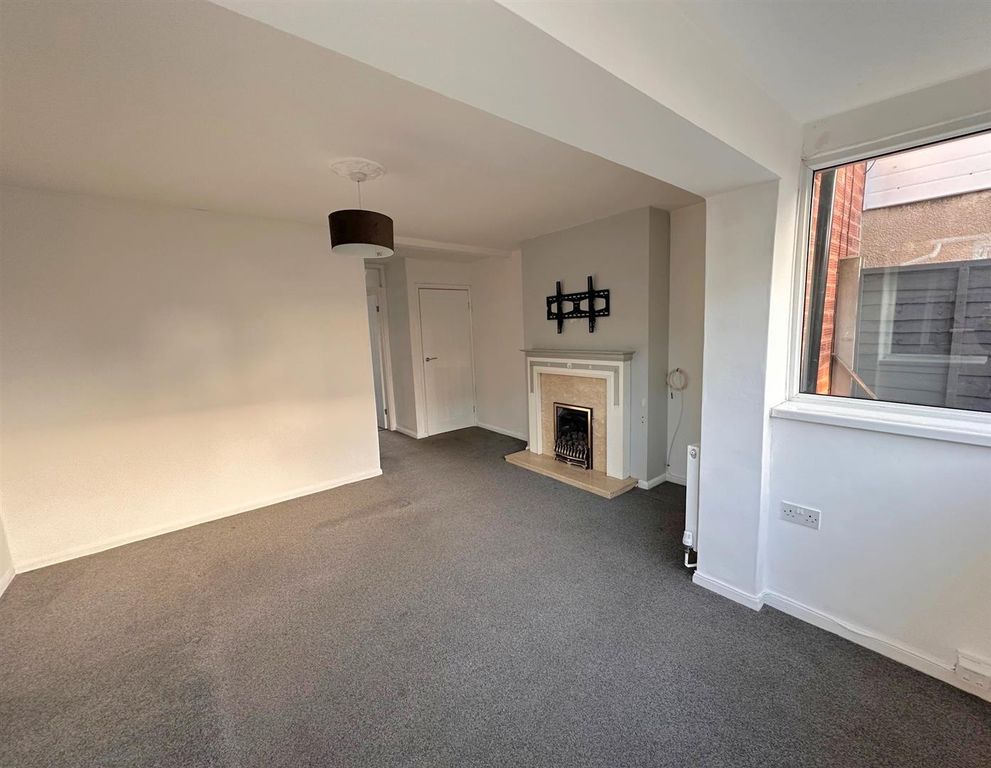 Property photo 3 of 15 222.Jpg