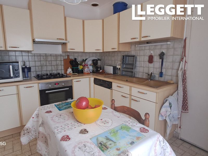 Property photo 3 of 10