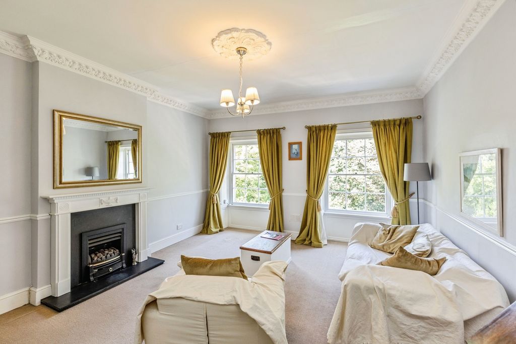 Property photo 2 of 9 Pbox-Img.Jpg