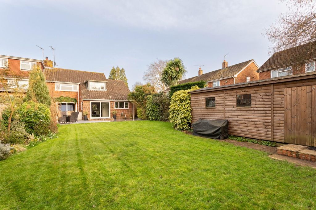 Property photo 2 of 25 Gresham Place-3.Jpg