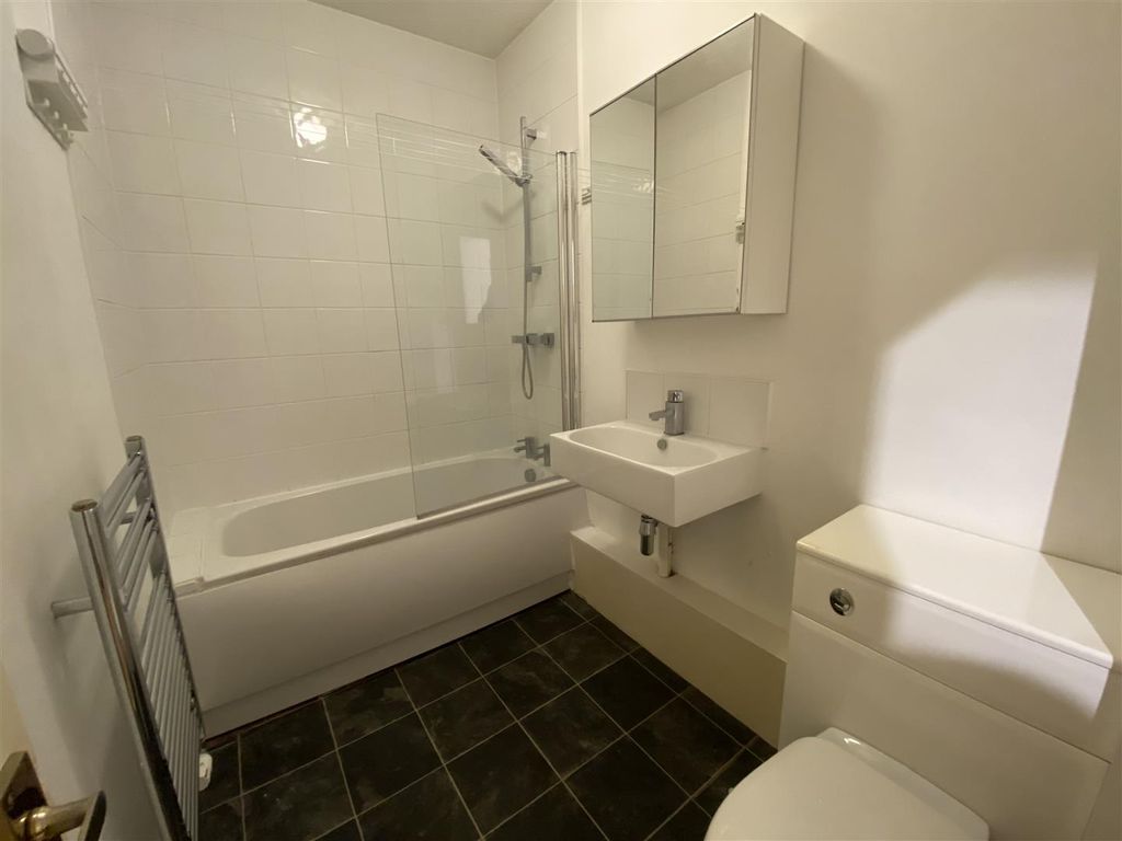 Property photo 3 of 10 Img_8378.Jpg