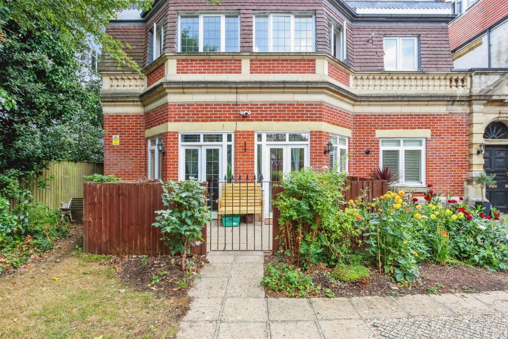 Property photo 1 of 19