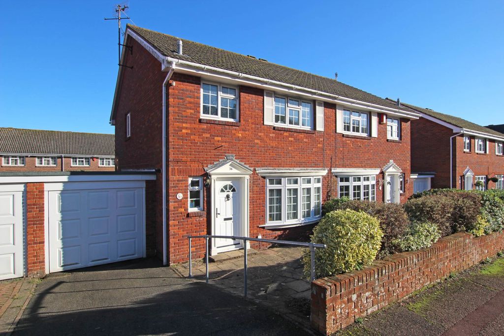 Property photo 1 of 20