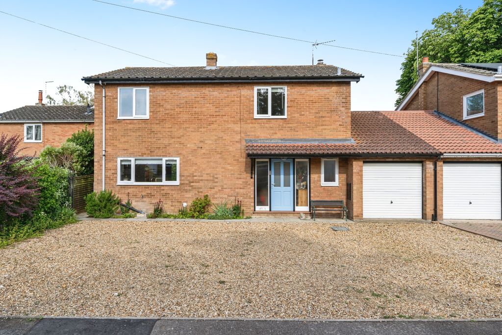 Property photo 1 of 20