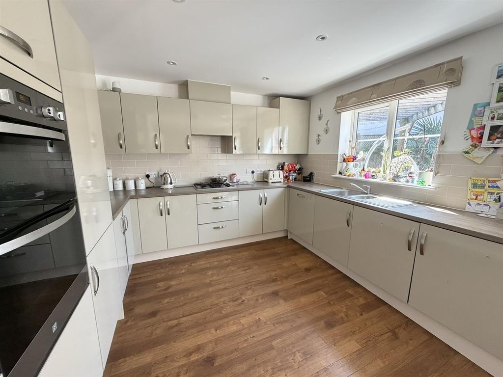 Property photo 3 of 20 Img_4594.Jpeg