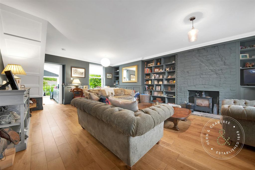 Property photo 3 of 32 Highwalls-Road-7.Jpg