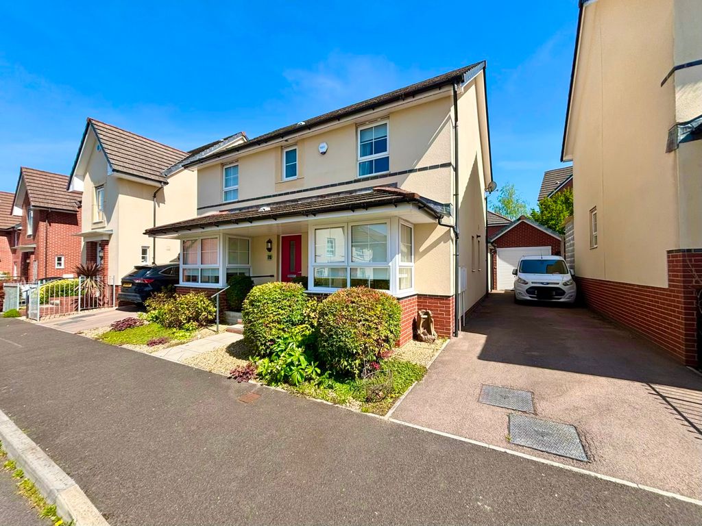 Property photo 1 of 39