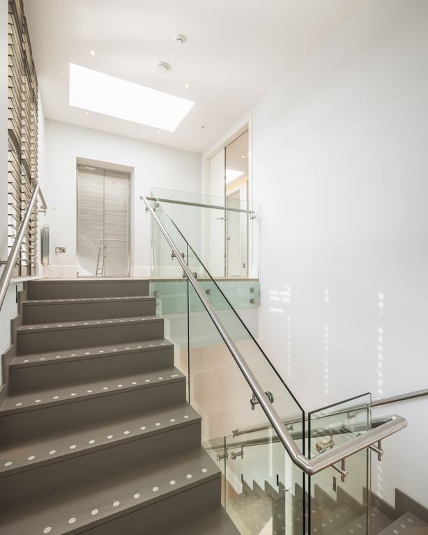 Additional image 7 of 3 bed flat to rentLe Mont De La Rocque, St. Brelade, Jersey JE3