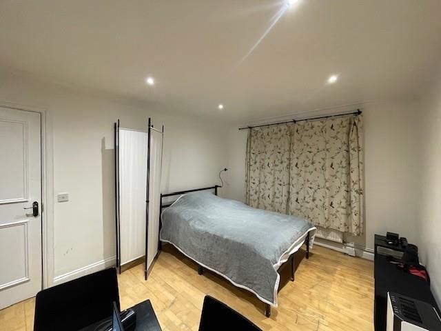 Property photo 2 of 4 Internal View