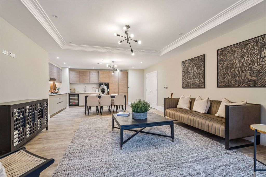 Property photo 1 of 22 Picture No. 07