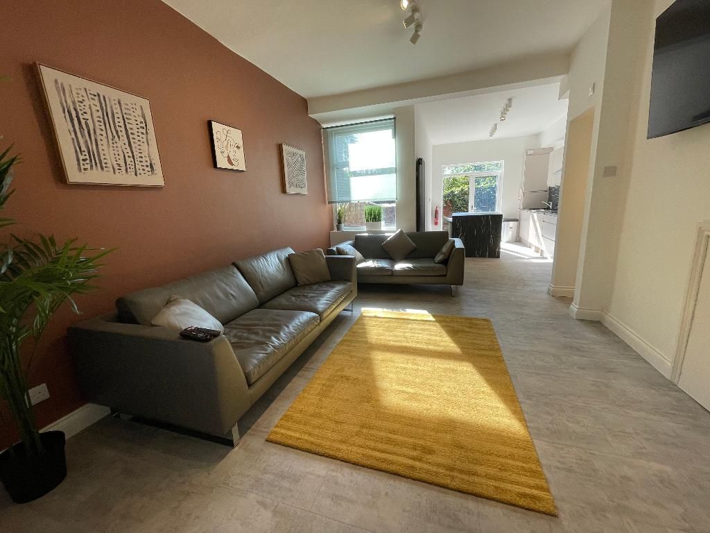 Property photo 3 of 16 Photo 3