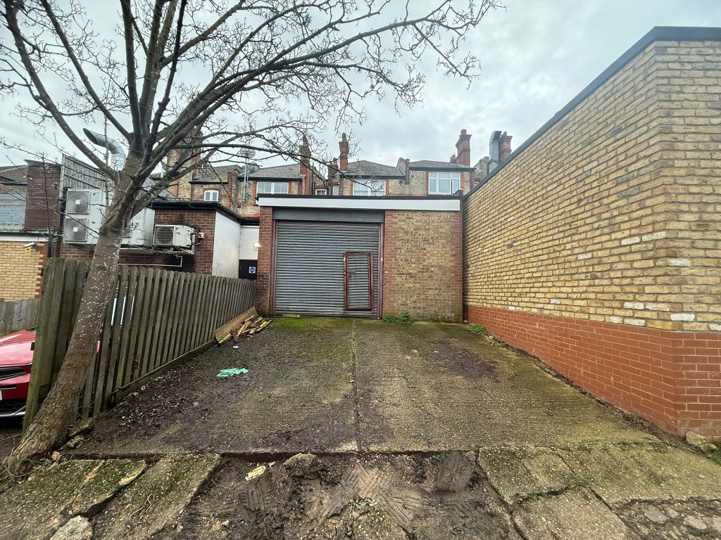 Property photo 1 of 18