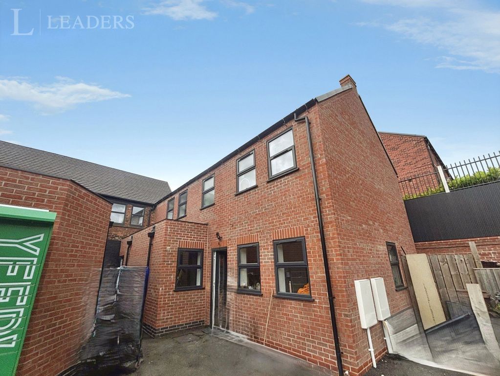 Property photo 1 of 10 Picture No. 12