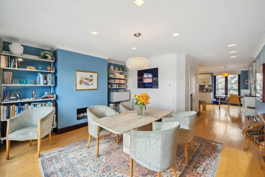 Property photo 1 of 19 Image