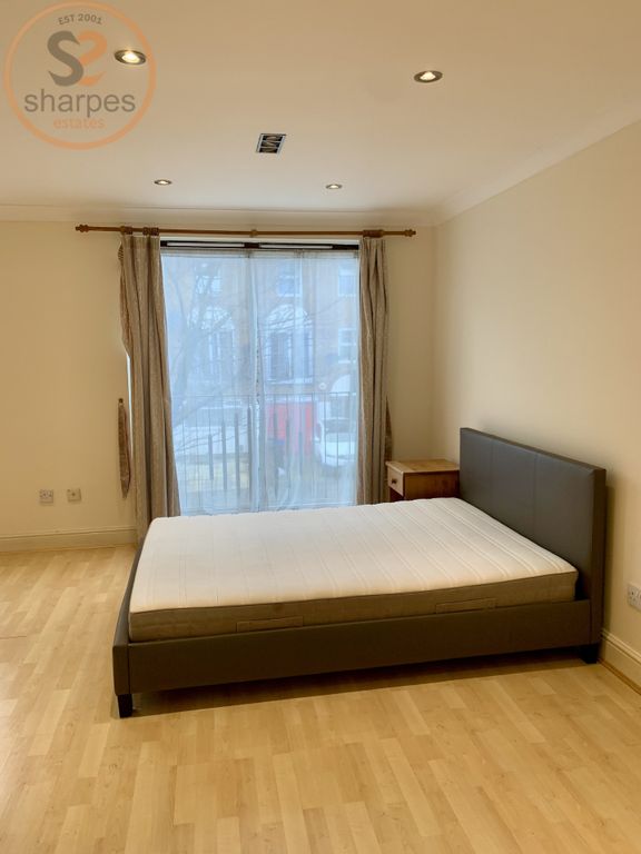 Property photo 1 of 20 001