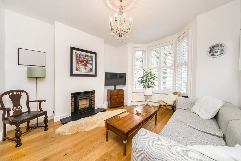 Property photo 2 of 11 Reception