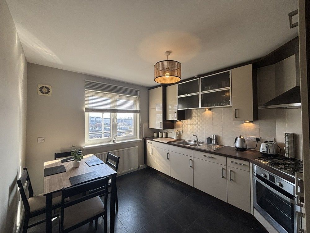 Property photo 2 of 5 75 Ps 2