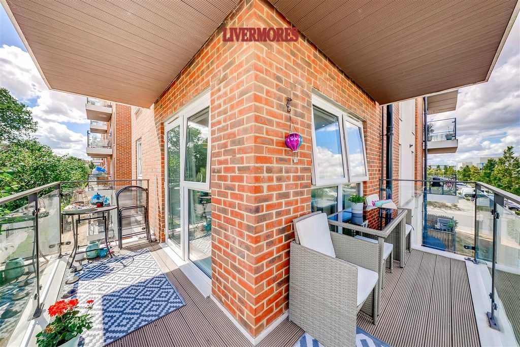 Property photo 2 of 14 Balcony