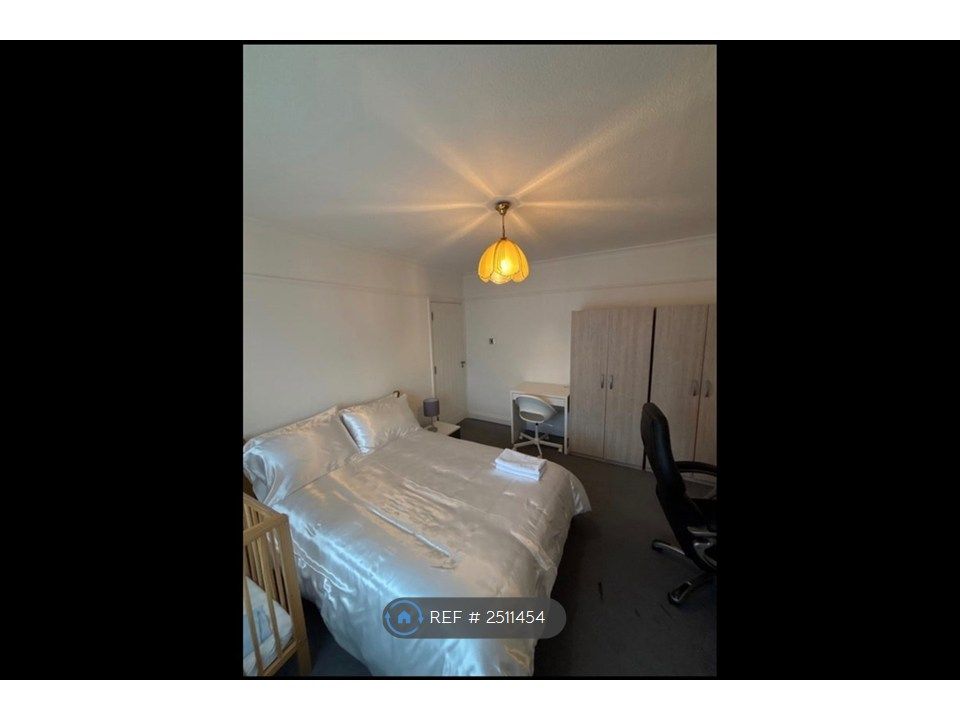 Property photo 3 of 5