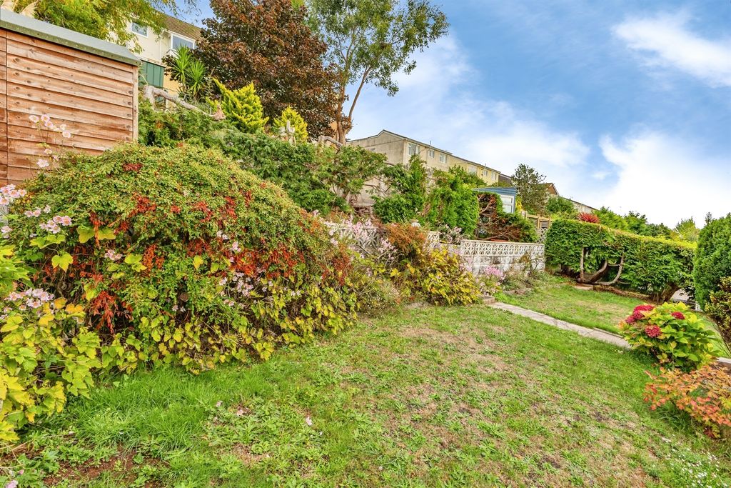 Property photo 3 of 30