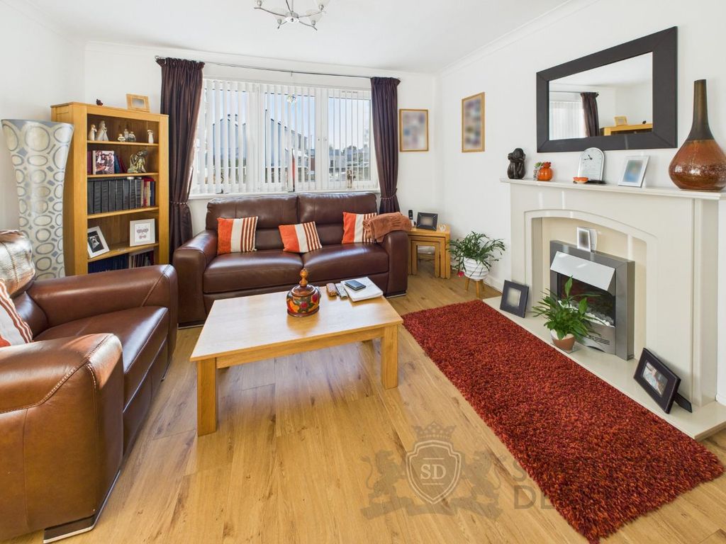 Property photo 3 of 12 Cam04720G0-Pr0165-Still006.Jpg