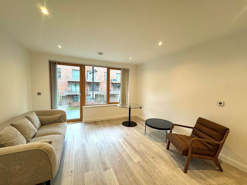 Property photo 3 of 7 Photo 7