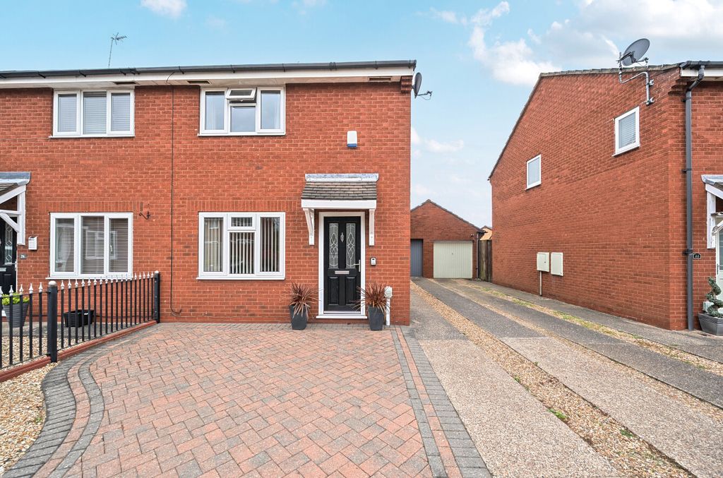 Property photo 1 of 20 1449079-19-69E23A...