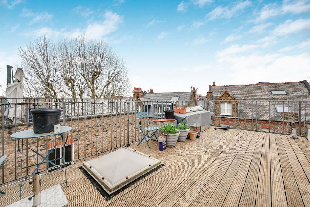 Property photo 2 of 8 Picture 2